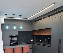 פרופיל תאורה למטבח - דק ועוצמה כפולה - פינה 90 מעלות גרונג זוויתי , "ר" , S4.5 -אחריות ל4 שנים פרופיל תאורה למטבח - דק ועוצמה כפולה - פינה 90 מעלות גרונג זוויתי , "ר" , S4.5 -אחריות ל4 שנים